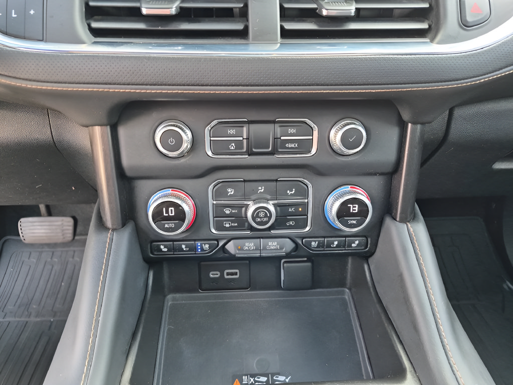 Used 2023 GMC Yukon XL AT4 w/ AT4 Premium Package AWD/4WD image 24