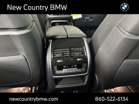 New 2026 BMW X7 xDrive40i w/ Premium Package AWD/4WD image 27