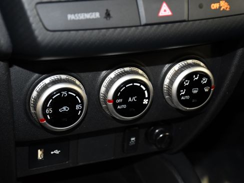 Used 2022 Mitsubishi Outlander Sport ES AWD/4WD image 29