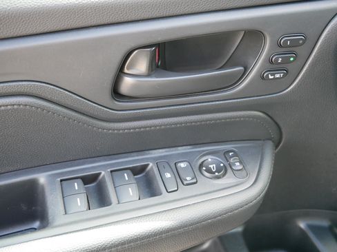 Certified 2023 Honda Odyssey EX-L image 19