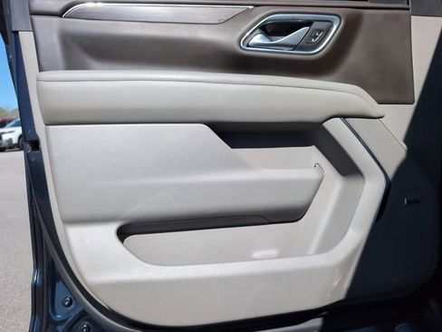 Used 2021 Chevrolet Tahoe Z71 w/ Luxury Package image 15