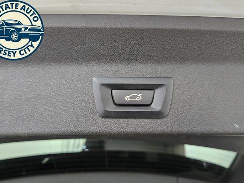 Used 2019 BMW X3 xDrive30i w/ Driving Assistance Package AWD/4WD image 37