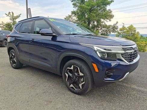 Certified 2024 Kia Seltos EX AWD/4WD image 8