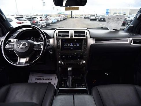 Used 2021 Lexus GX 460 Premium w/ Premium Package image 7