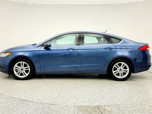 Used 2018 Ford Fusion SE image 8