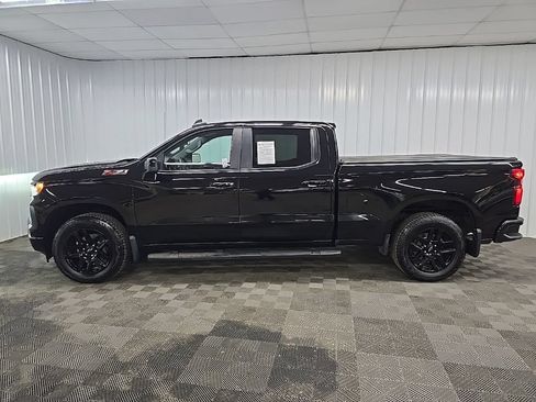 Used 2023 Chevrolet Silverado 1500 RST w/ Z71 Off-Road Package AWD/4WD image 5
