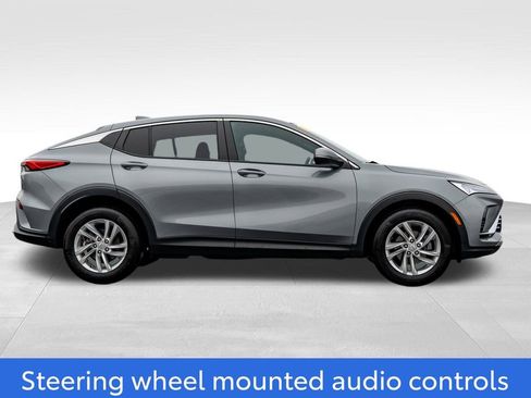 Used 2024 Buick Envista Preferred w/ Convenience I Package image 8