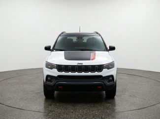 Used 2025 Jeep Compass Trailhawk video 1