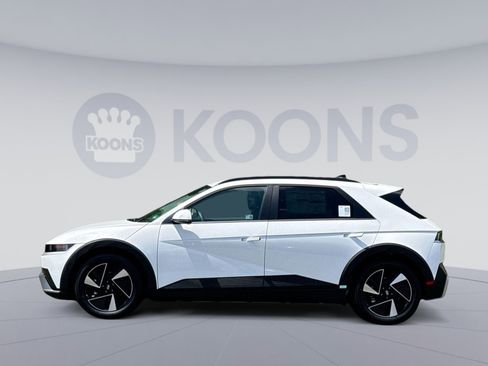 New 2025 Hyundai Ioniq 5 SEL image 2