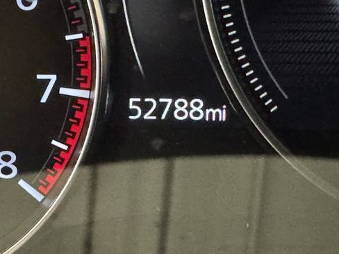 Used 2024 MAZDA MAZDA3 s FWD image 19