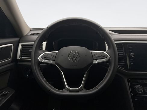 Used 2023 Volkswagen Atlas SE image 12