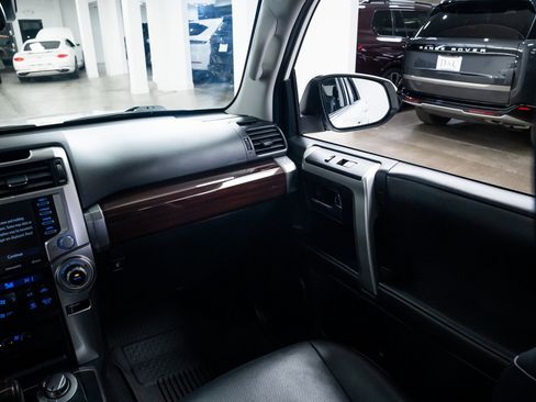 Used 2020 Toyota 4Runner Limited image 11