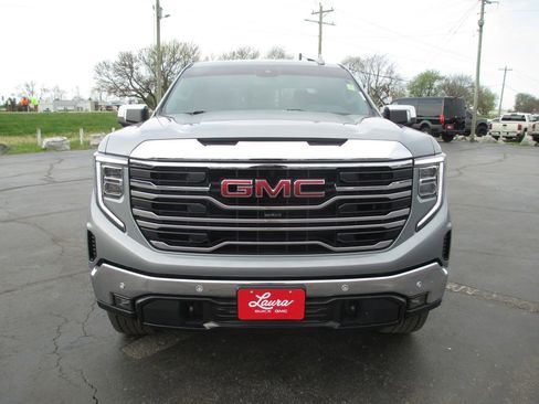Used 2023 GMC Sierra 1500 SLT w/ SLT Premium Plus Package image 14