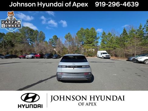 Used 2023 Hyundai Ioniq 5 SEL image 16
