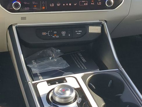 New 2026 Kia Carnival SX image 16