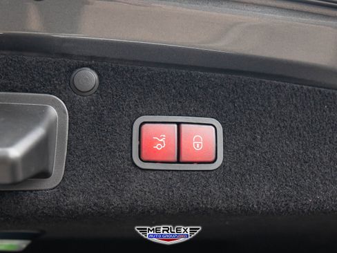 Used 2018 Mercedes-Benz S 560 4MATIC Sedan w/ Premium Package image 57