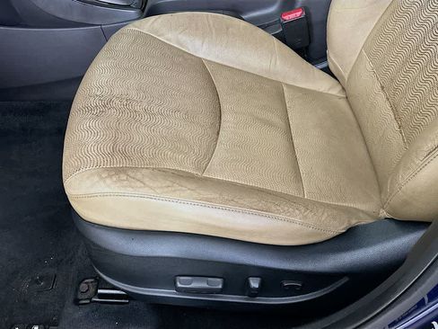 Used 2013 Hyundai Elantra Limited FWD image 28