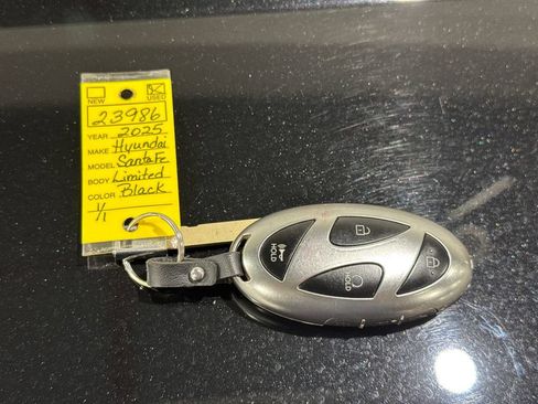 Used 2025 Hyundai Santa Fe Limited AWD/4WD image 42