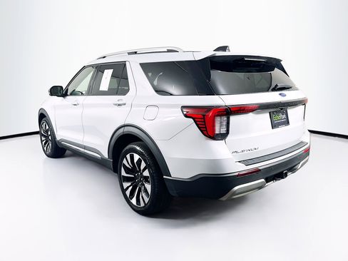Used 2025 Ford Explorer Platinum w/ LUX Leather Package AWD/4WD image 5