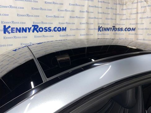 Used 2024 Mercedes-Benz CLE 300 4MATIC Coupe image 10