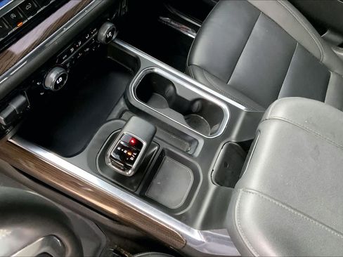 Used 2024 Chevrolet Silverado 1500 RST w/ All Star Edition Plus AWD/4WD image 17