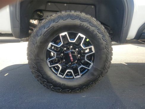 New 2026 GMC Sierra 2500 AT4X image 5