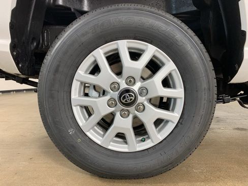 New 2026 Toyota Tacoma SR5 image 33