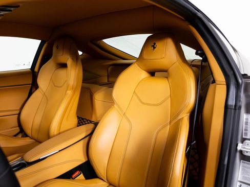 Certified 2015 Ferrari F12 Berlinetta image 43