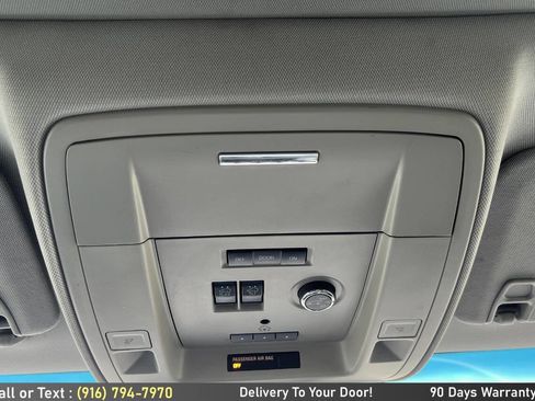 Used 2017 Chevrolet Tahoe LT image 24