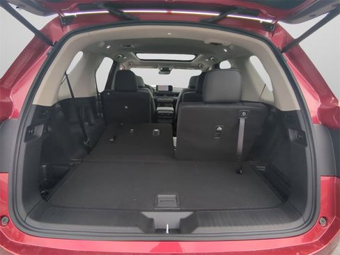 New 2026 Honda Pilot Touring image 13