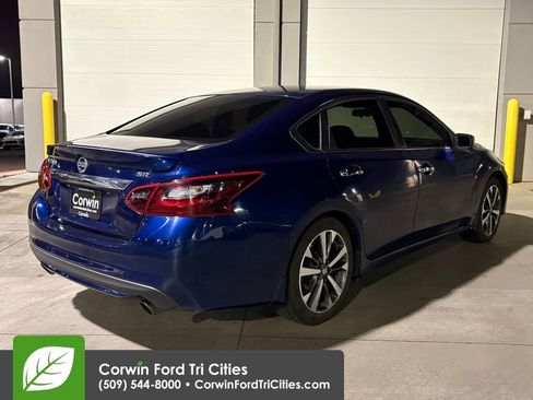 Used 2017 Nissan Altima 2.5 SR image 7