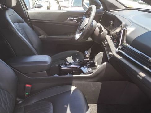 Certified 2023 Kia Sportage X-Line w/ X-Line Premium Package AWD/4WD image 17