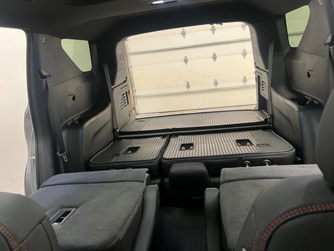 New 2026 Chevrolet Traverse RS w/ LPO, Floor Liner Package AWD/4WD image 34