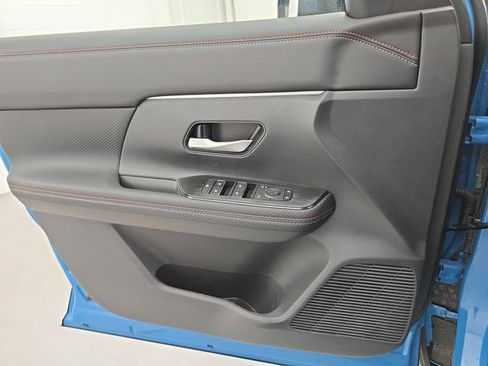 New 2026 Nissan Kicks SR FWD image 26