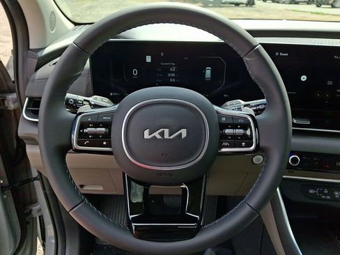 New 2026 Kia Carnival SX FWD image 10