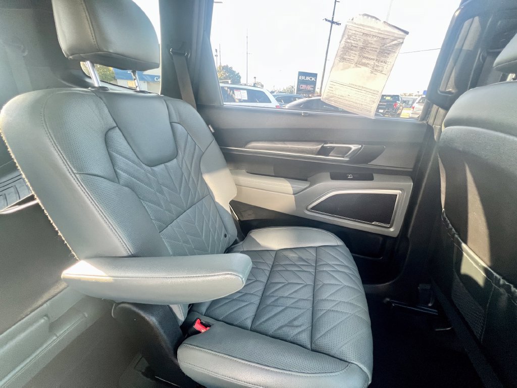 Used 2023 Kia Telluride EX X-Line AWD/4WD image 44