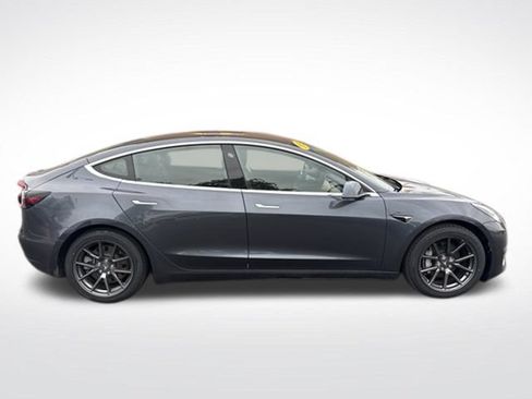 Used 2020 Tesla Model 3 Long Range AWD/4WD image 2