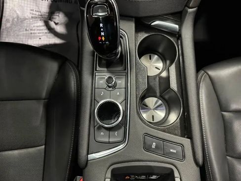 Used 2023 Cadillac XT6 Premium Luxury image 22