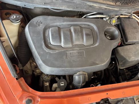 Used 2006 Chevrolet HHR LT w/ Preferred Equipment Group FWD image 30