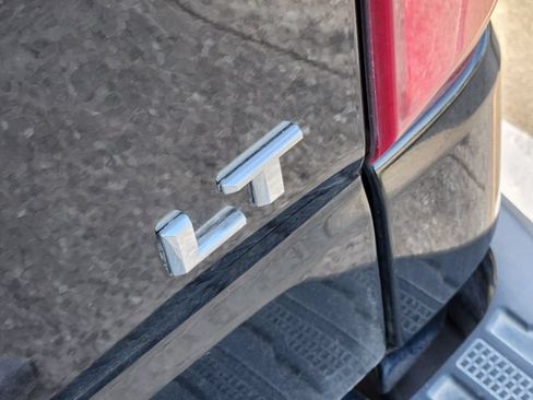 Used 2021 Chevrolet Silverado 1500 LT RWD image 10