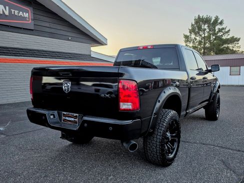 Used 2015 RAM 2500 Tradesman w/ Chrome Appearance Group AWD/4WD image 5