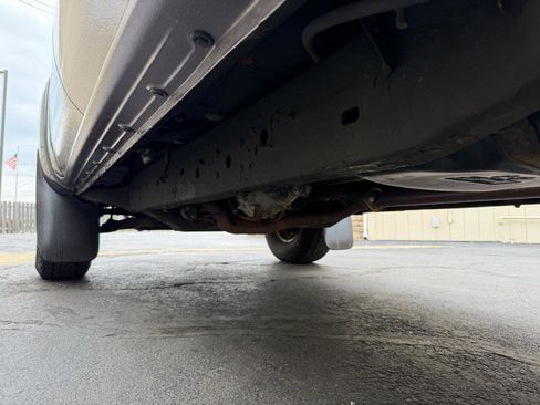 Used 2012 Toyota Tacoma 4x4 Access Cab V6 w/ SR5 Pkg image 19