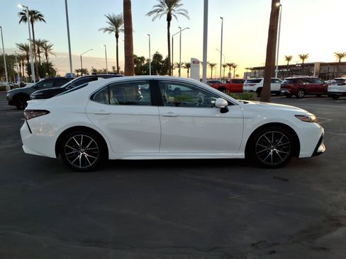 Certified 2023 Toyota Camry SE w/ Audio Upgrade Package FWD image 3