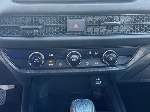 Used 2024 Honda HR-V LX image 14