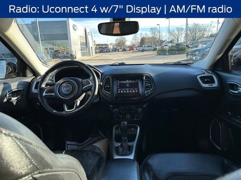 Used 2019 Jeep Compass Latitude image 15