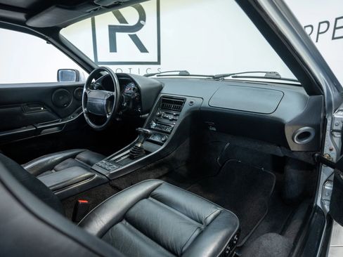 Used 1991 Porsche 928 S4 image 36