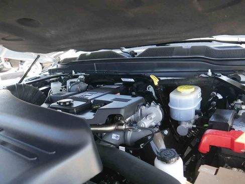 Certified 2022 RAM 3500 Laramie AWD/4WD image 19