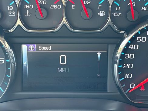 Used 2015 Chevrolet Silverado 2500 LT w/ LT Convenience Package AWD/4WD image 19