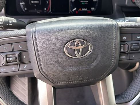 New 2026 Toyota Tacoma TRD Off-Road AWD/4WD image 19