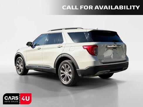 Used 2022 Ford Explorer XLT w/ Equipment Group 202A AWD/4WD image 5